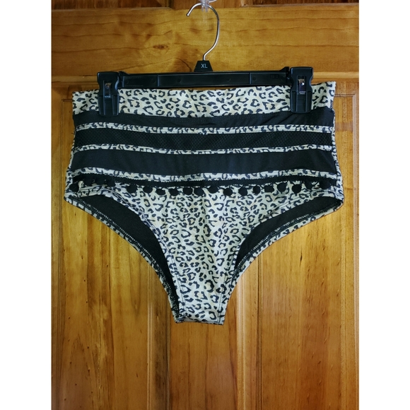 SHEIN - Picture 5 of 6